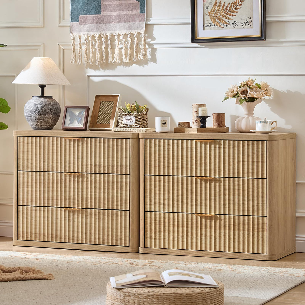 LEYAOYAO Wide Fluted Nightstand for Large Spaces