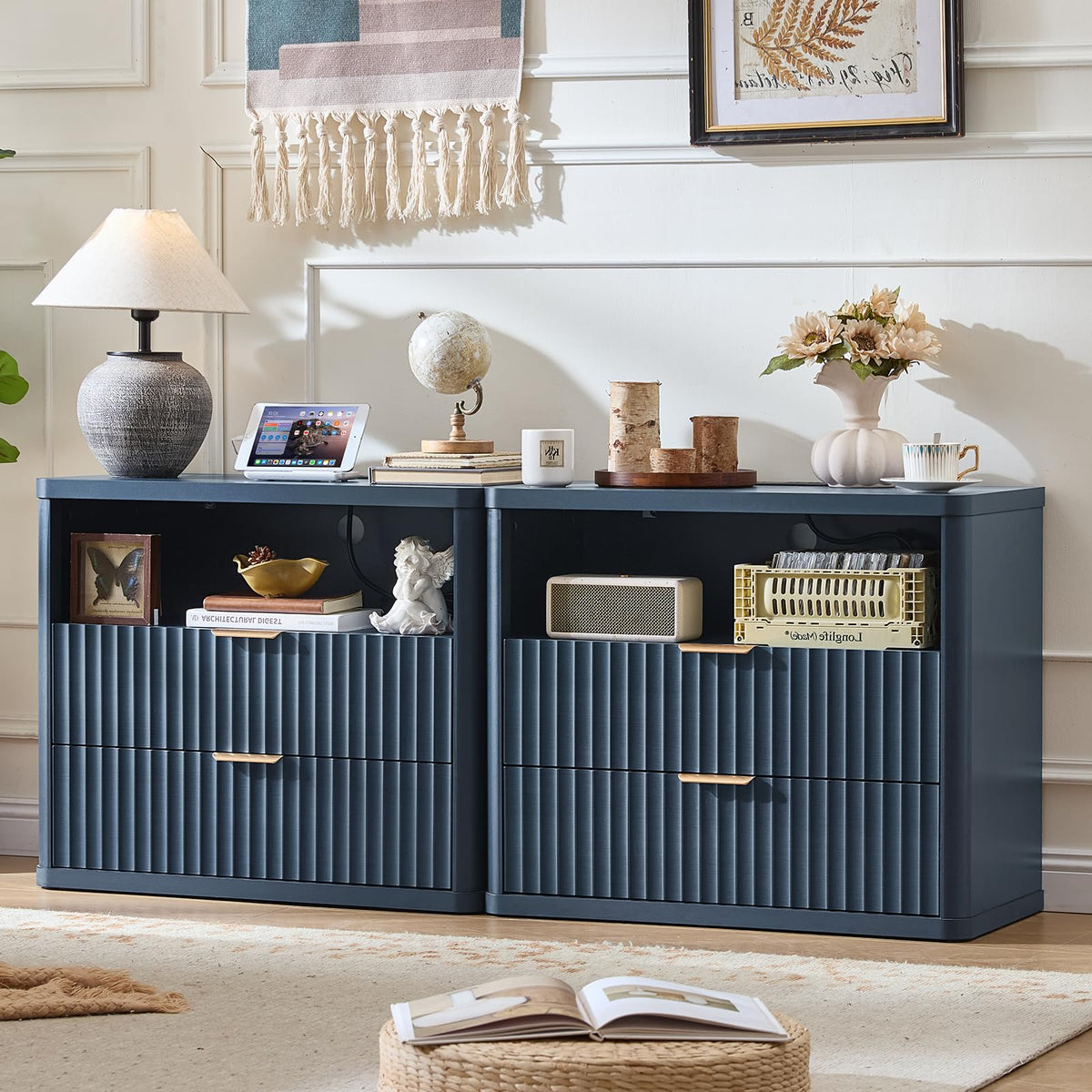 LEYAOYAO Wide Fluted Nightstand for Large Spaces