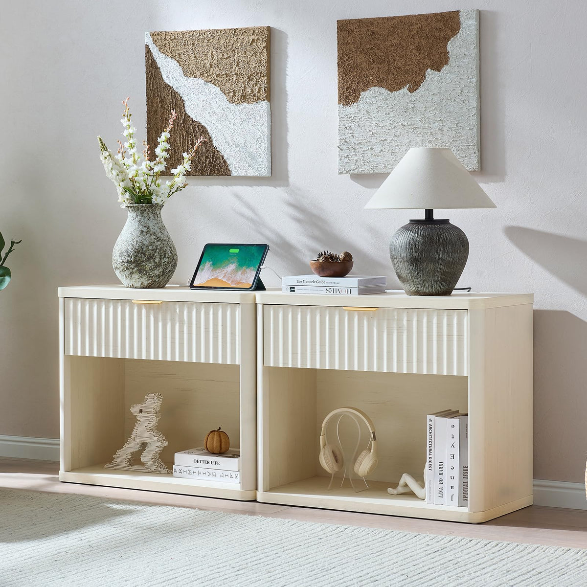 LEYAOYAO Wide Fluted Nightstand for Large Spaces