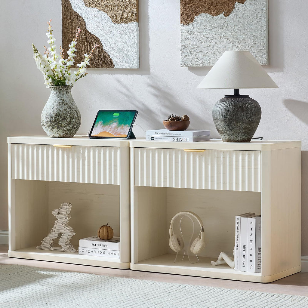 LEYAOYAO Wide Fluted Nightstand for Large Spaces